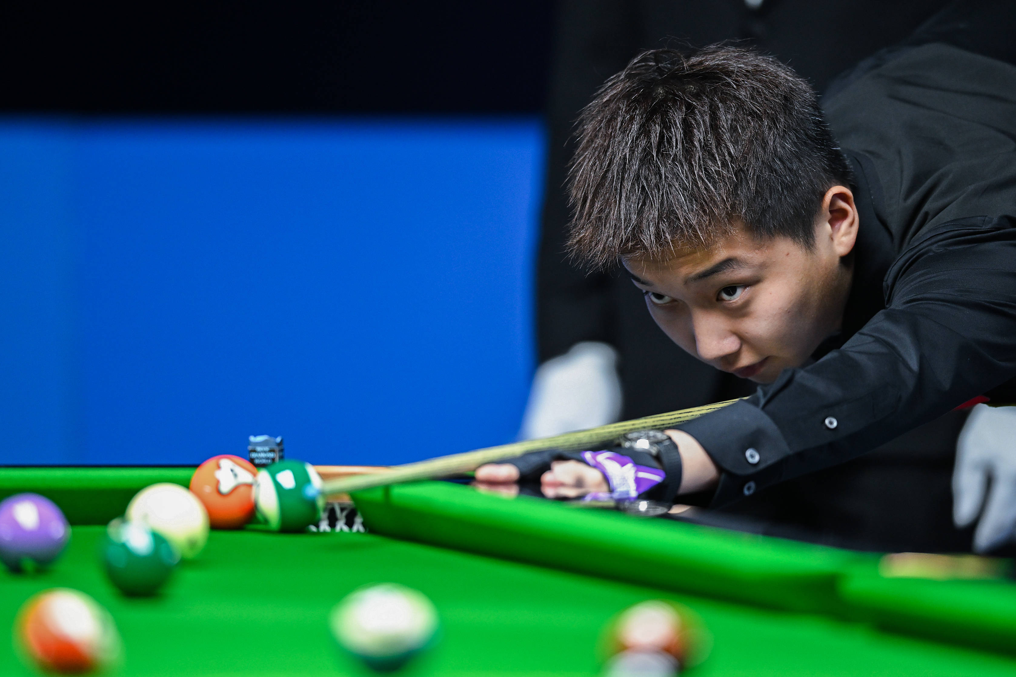 0万欧元左 0万欧元左