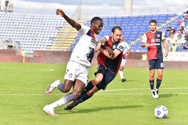 76人的隐 76人的隐