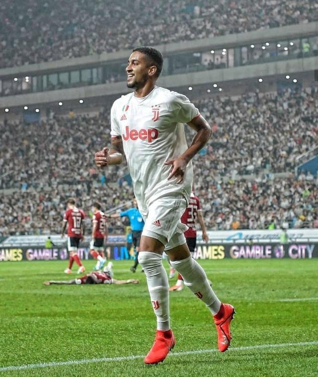 整支球队的 整支球队的